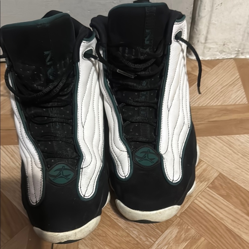 Jordan Black and White Sneakers Iconic High-Top Design